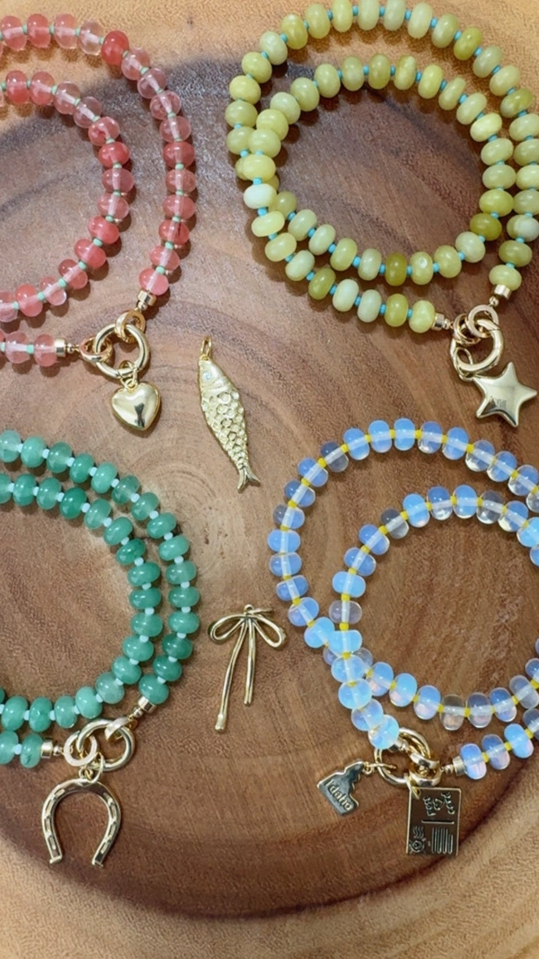 the Souvenir Charm Bar