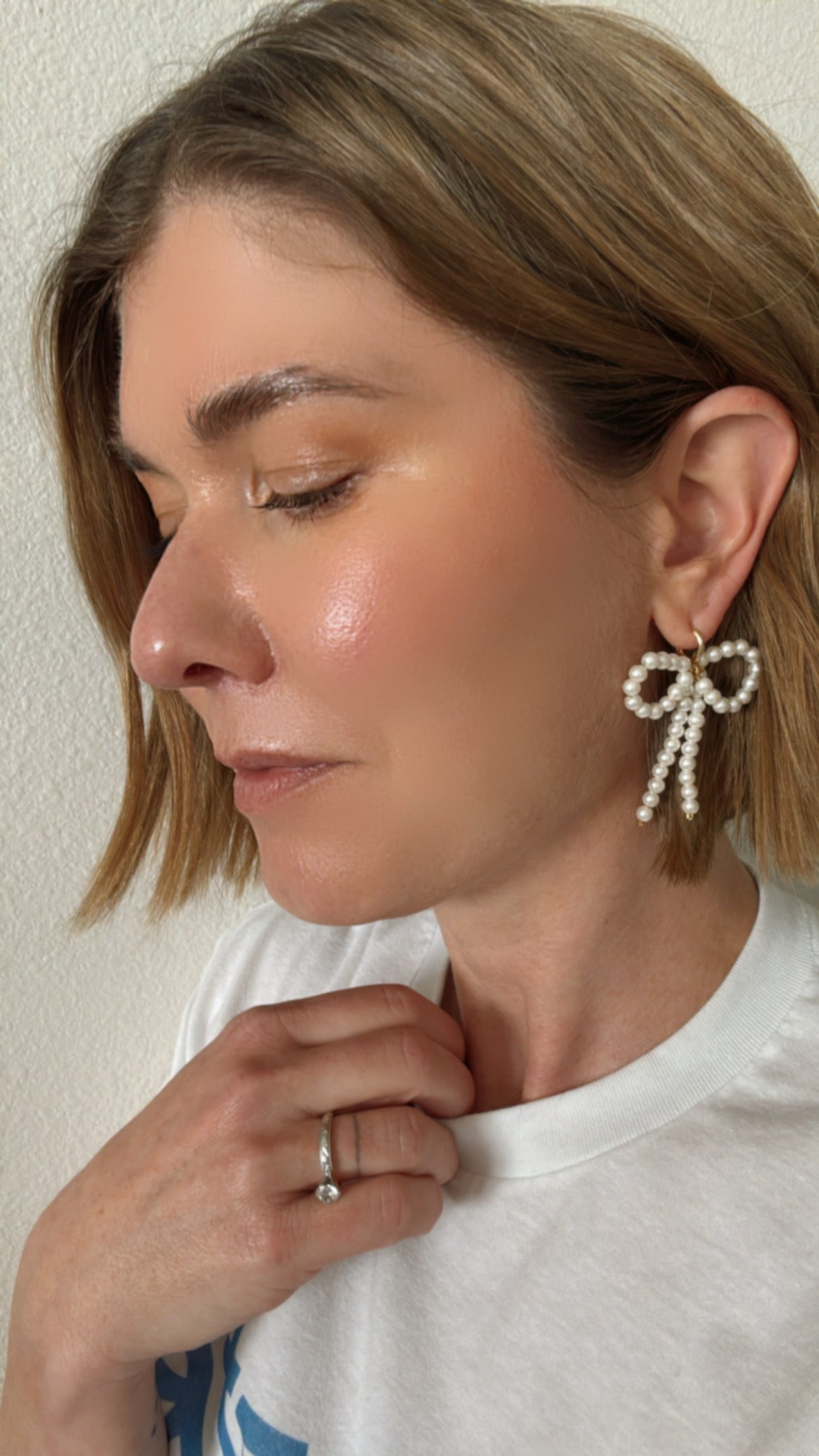 the Pearly Bows